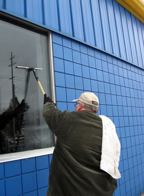 Window and Glass Cleaning